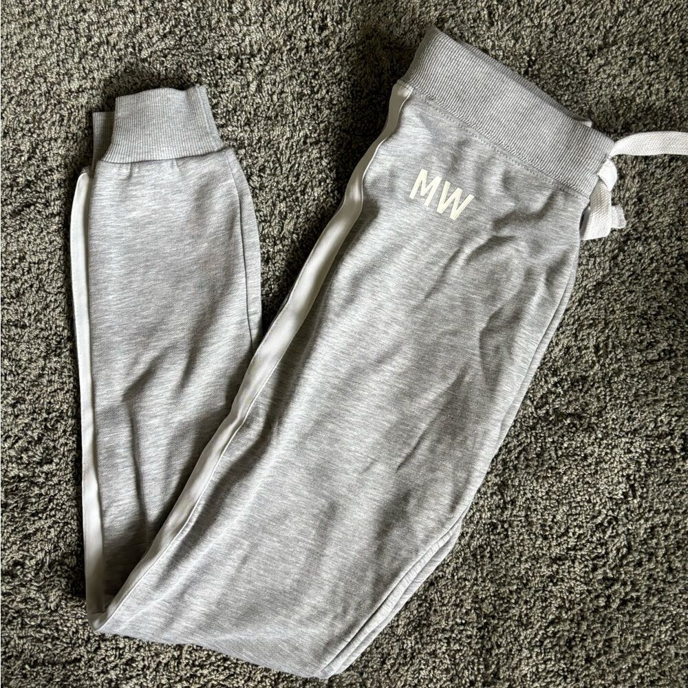 Miller Wendy slim joggers. Size medium
